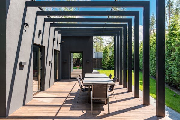 Bâche pergola : les meilleures options pour chaque climat